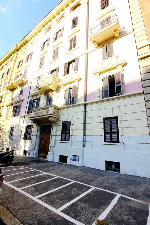 Mi.Ro Rooms Рим Экстерьер фото