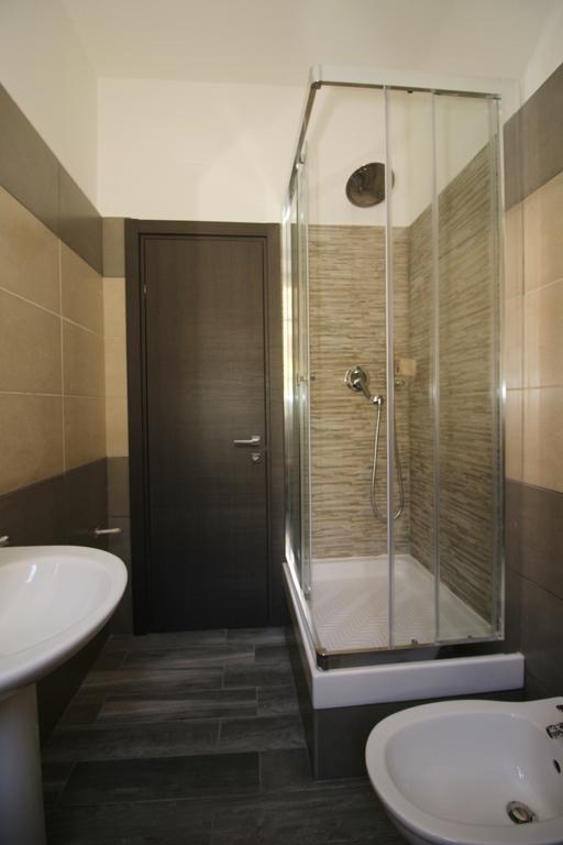 Mi.Ro Rooms Рим Экстерьер фото