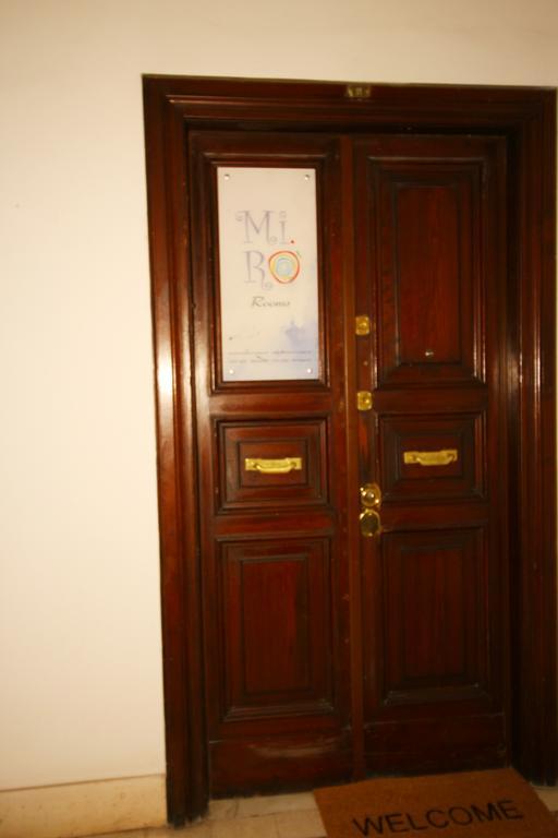 Mi.Ro Rooms Рим Экстерьер фото