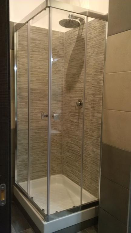Mi.Ro Rooms Рим Экстерьер фото